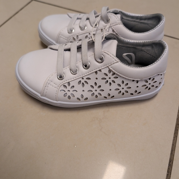 Janie And Jack Sneakers - Picture 4 of 7